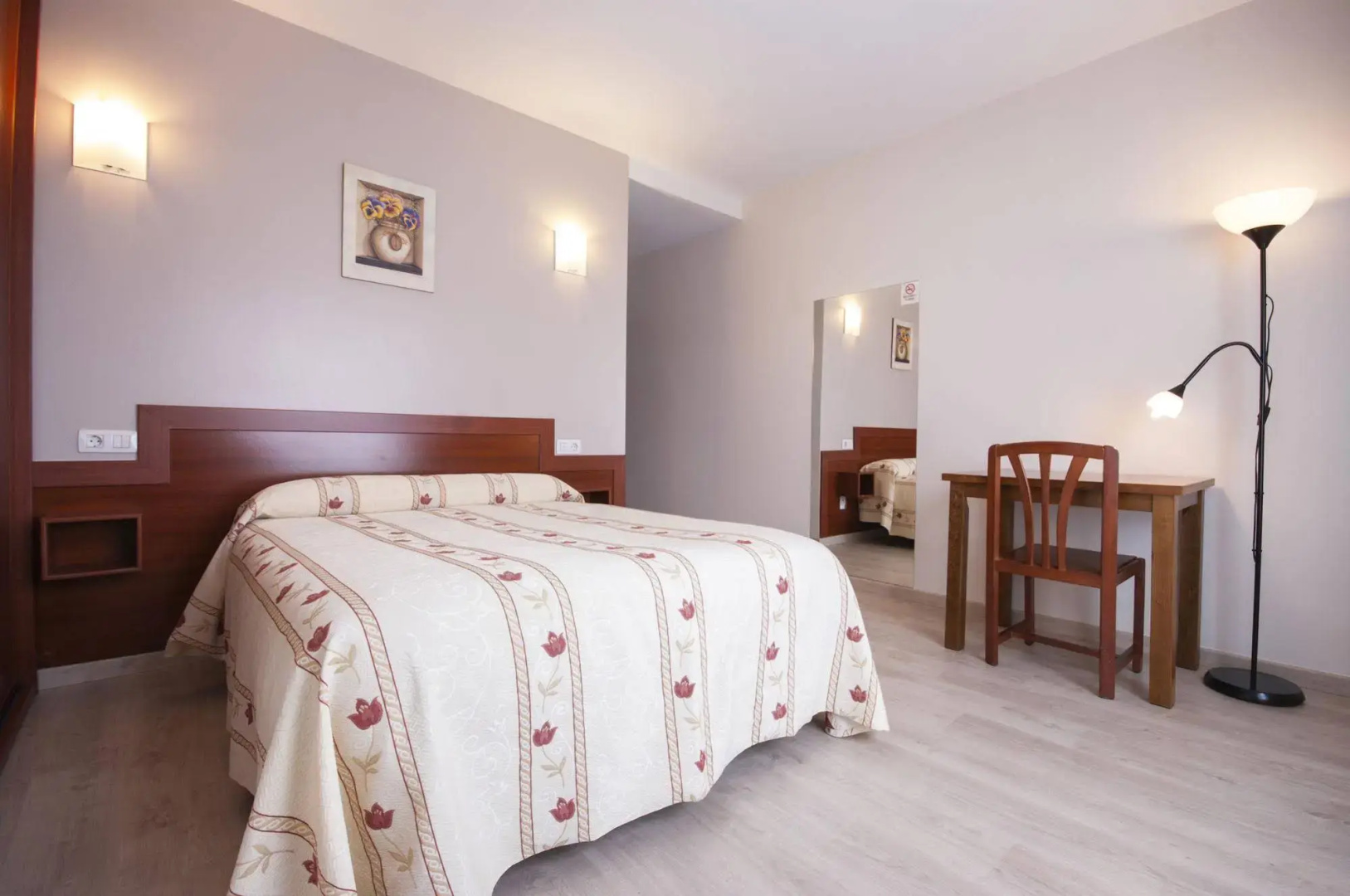 Foto - U-Hotel Dario Lugo