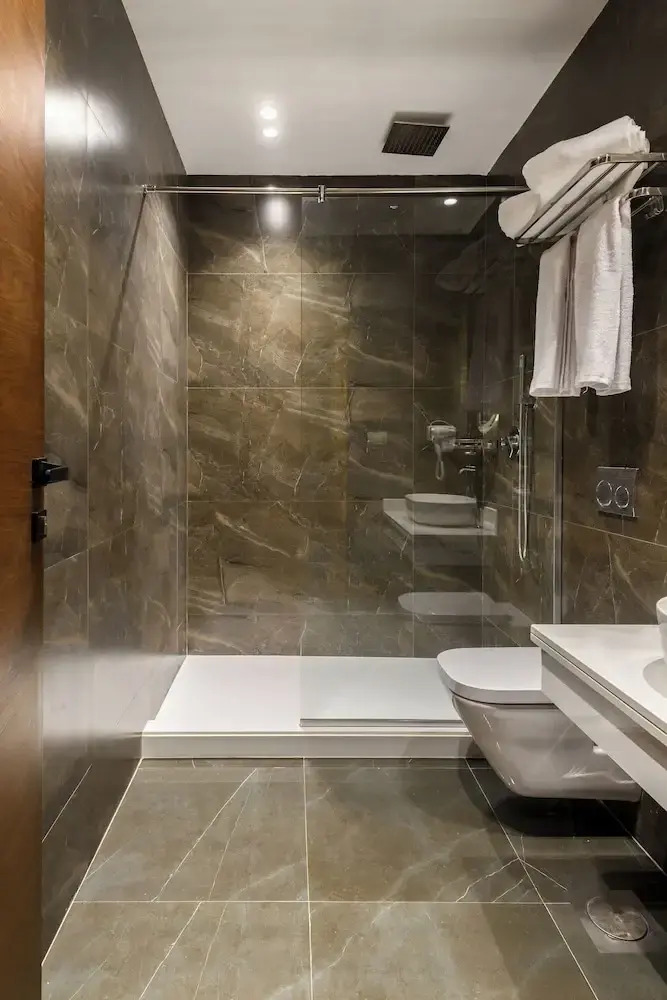 Foto - Spire West Hotel