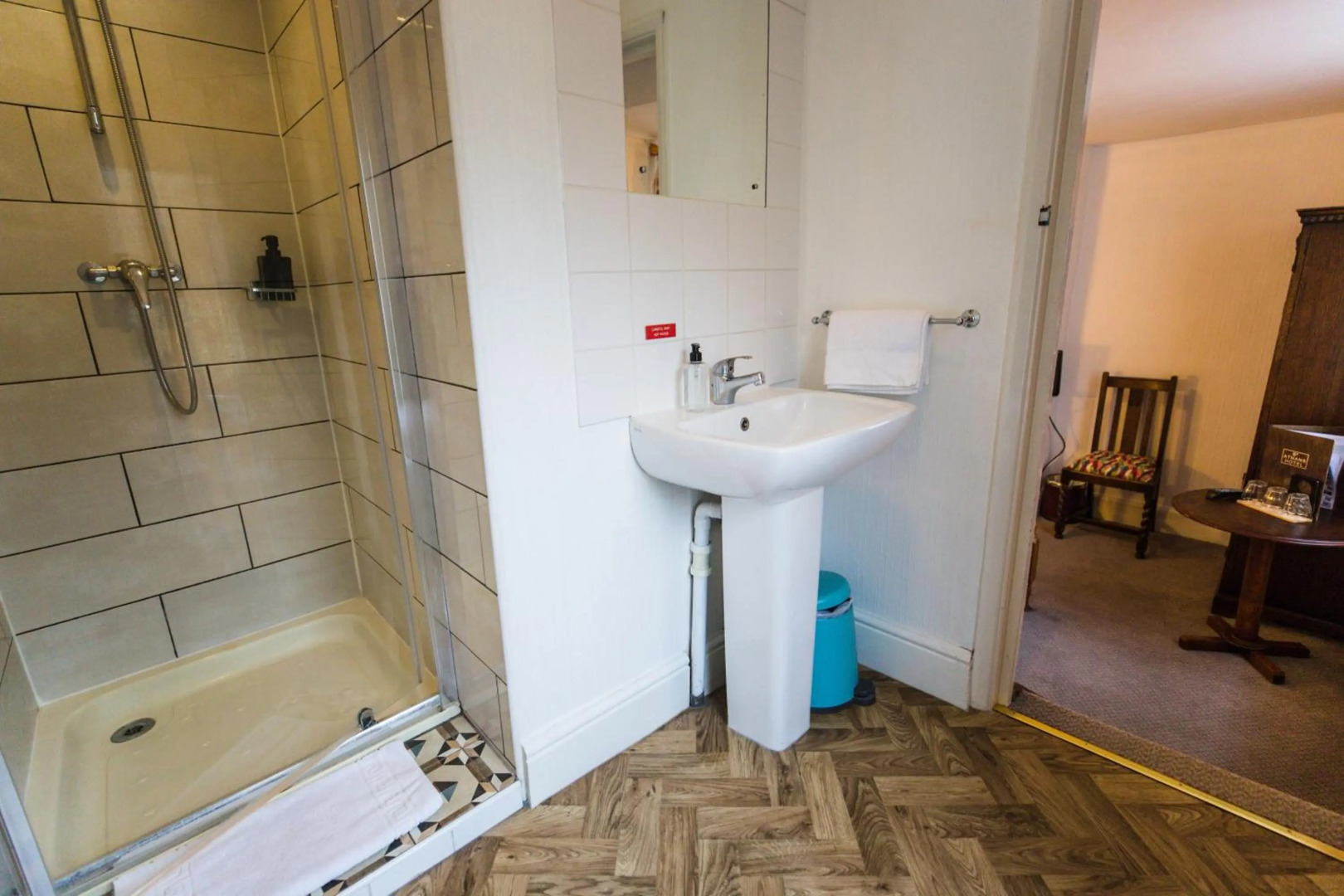 Photo - St Athans Hotel