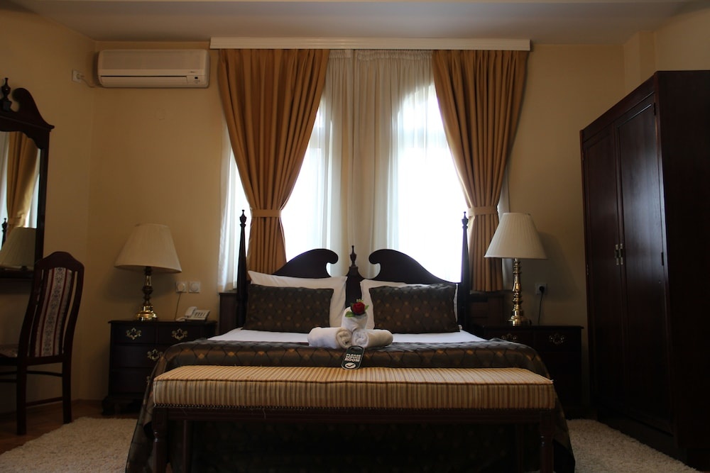 Villa Alexander