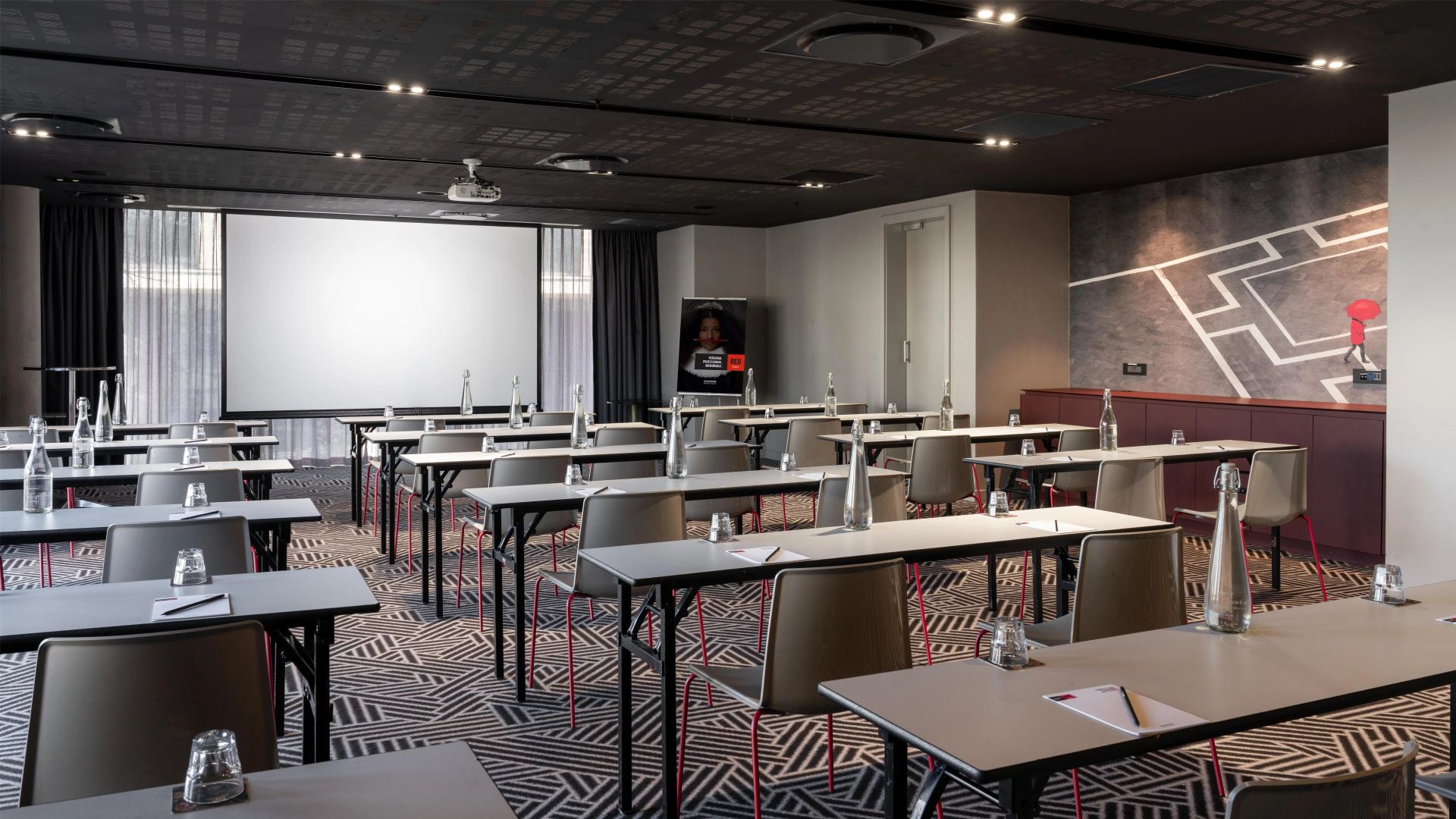 Photo - Radisson RED Hotel, Johannesburg Rosebank