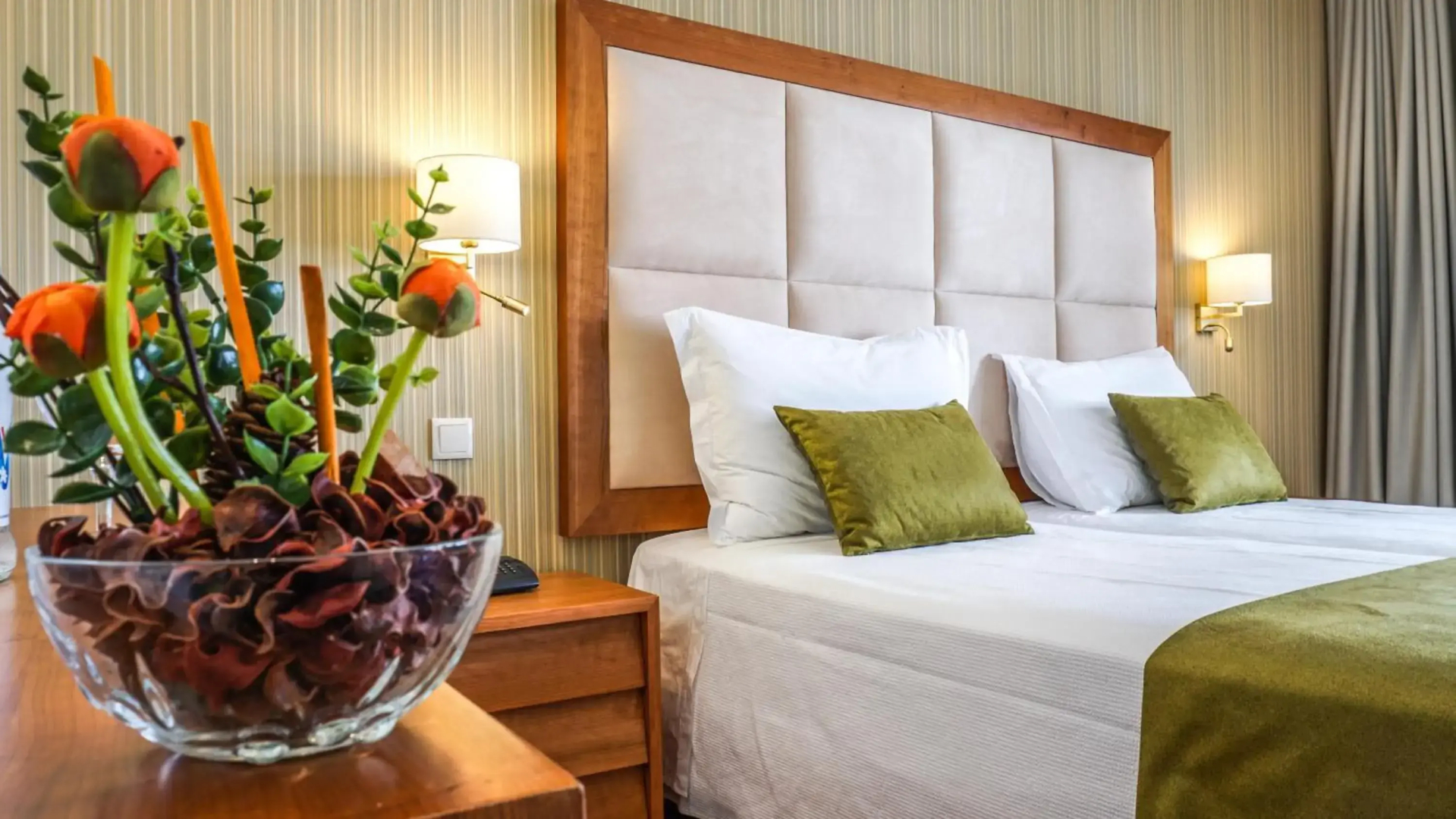 Photo - Baía Beach Hotel