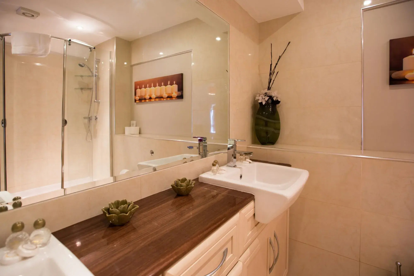 Foto - The Limes Country Lodge Hotel & Admiral Restaurant