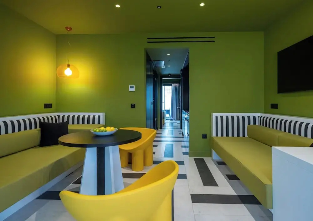 Foto - The Pal Living in a Concept