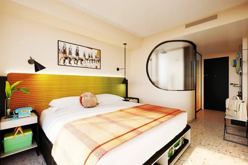 Photo - Moxy Miami South Beach