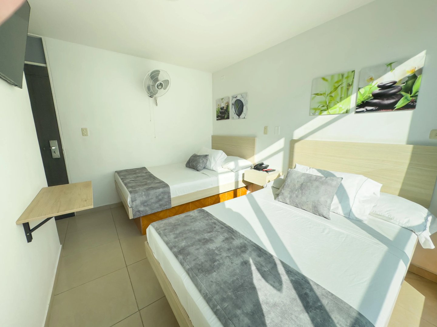 Photo - Hotel Alcaravan Medellín