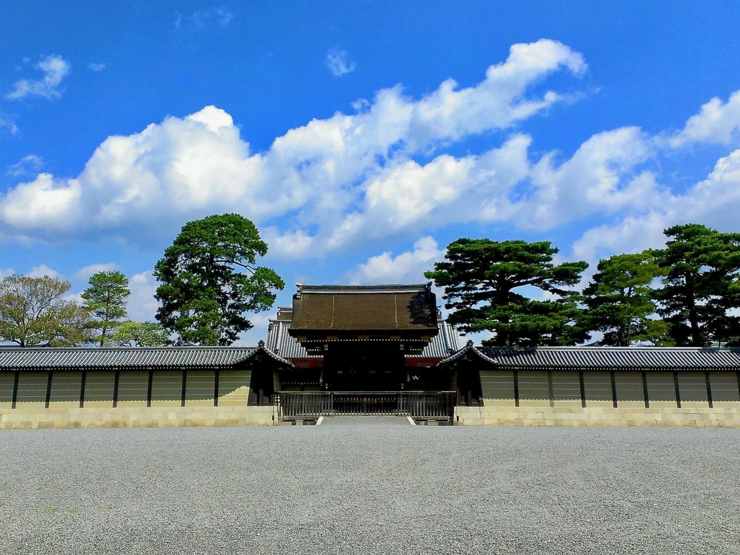 Foto - WeBase Kyoto