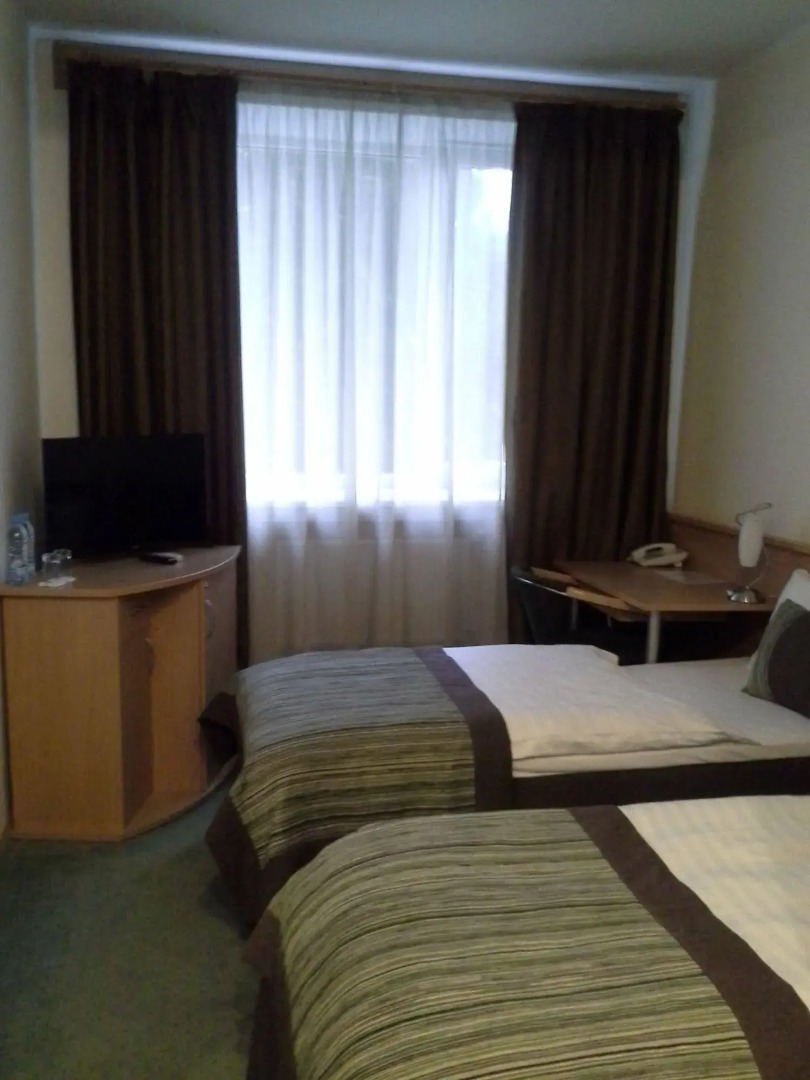 Photo - Sky High Hotel Airport 200 meters from the terminal