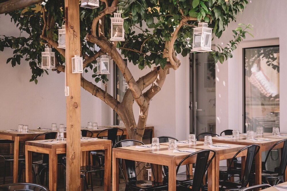 Foto - Santa Bica Eat Drink & Sleep