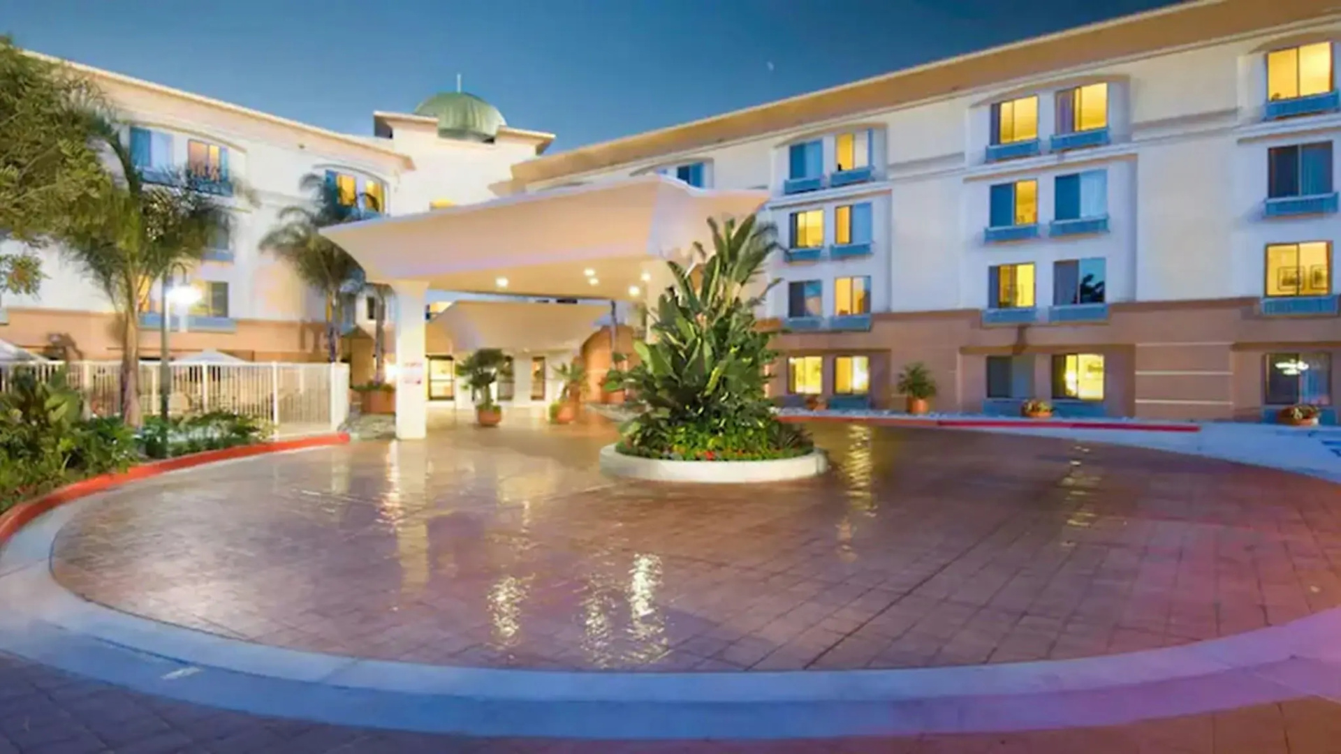 Photo - Hampton Inn San Diego Del Mar