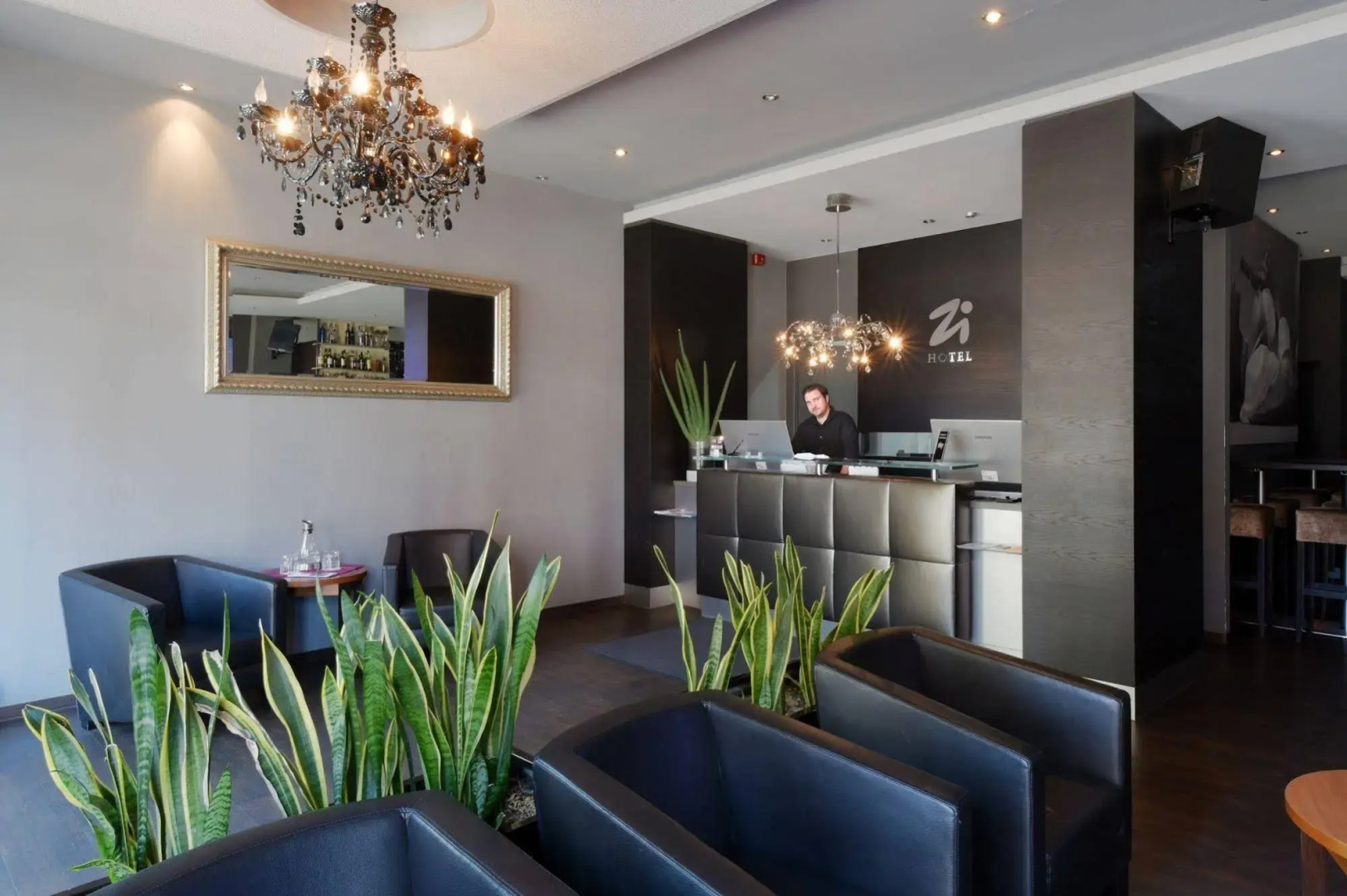 Foto - Zi Hotel & Lounge