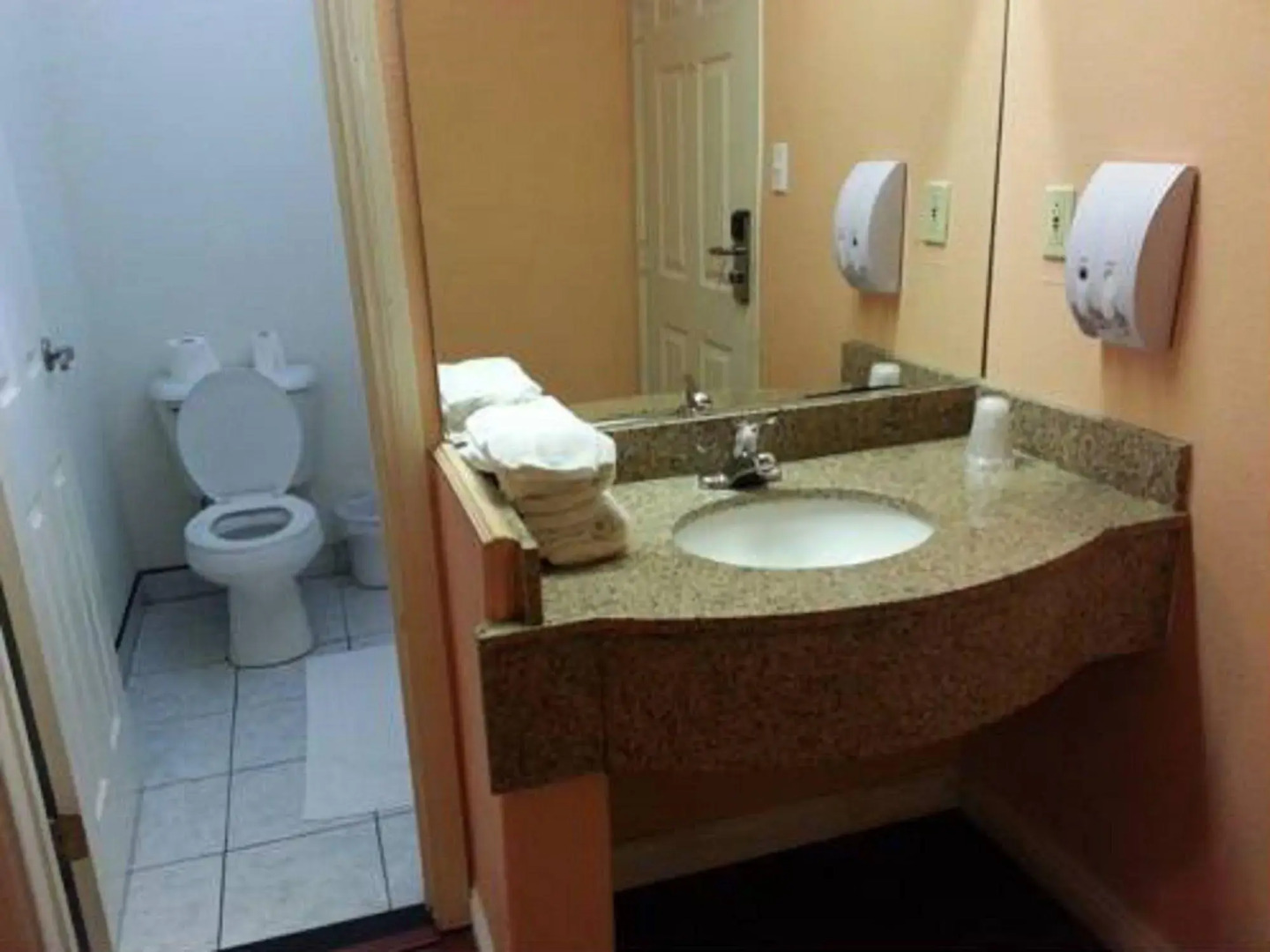 Foto - Travel Inn Downtown LA