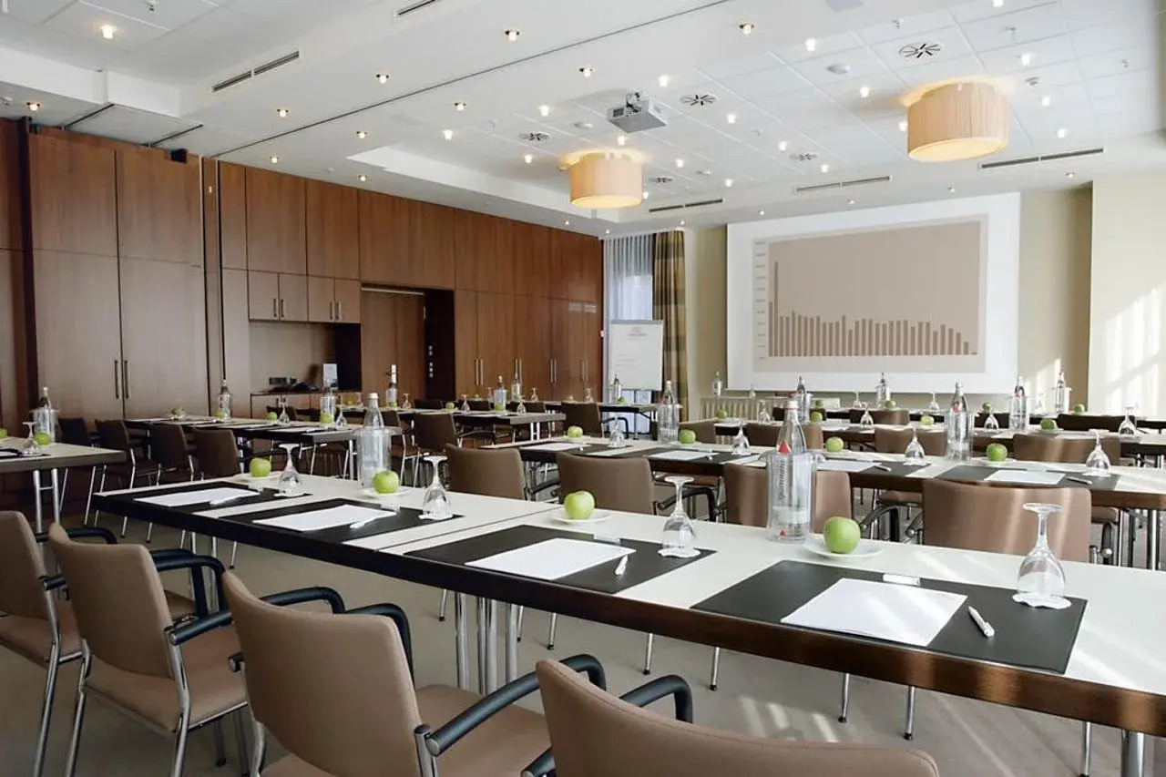 Photo - Lindner Hotel Hamburg am Michel, part of JdV by Hyatt