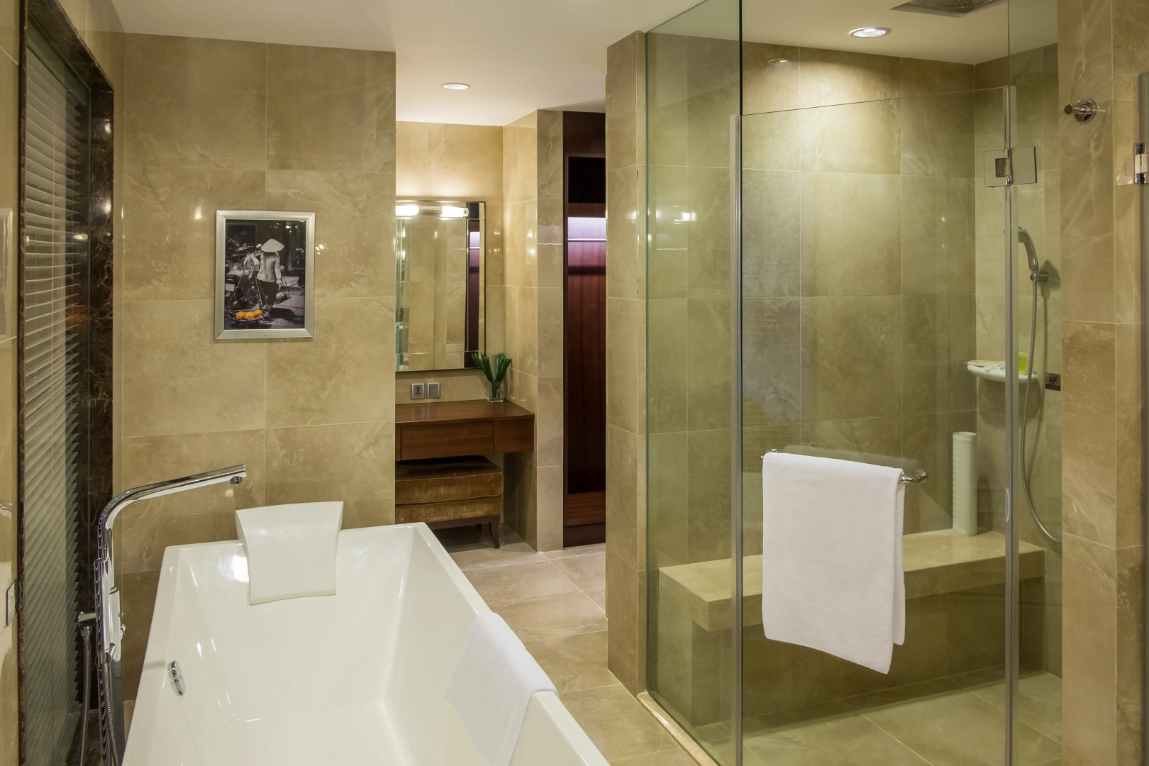 Photo - Eastin Grand Hotel Saigon