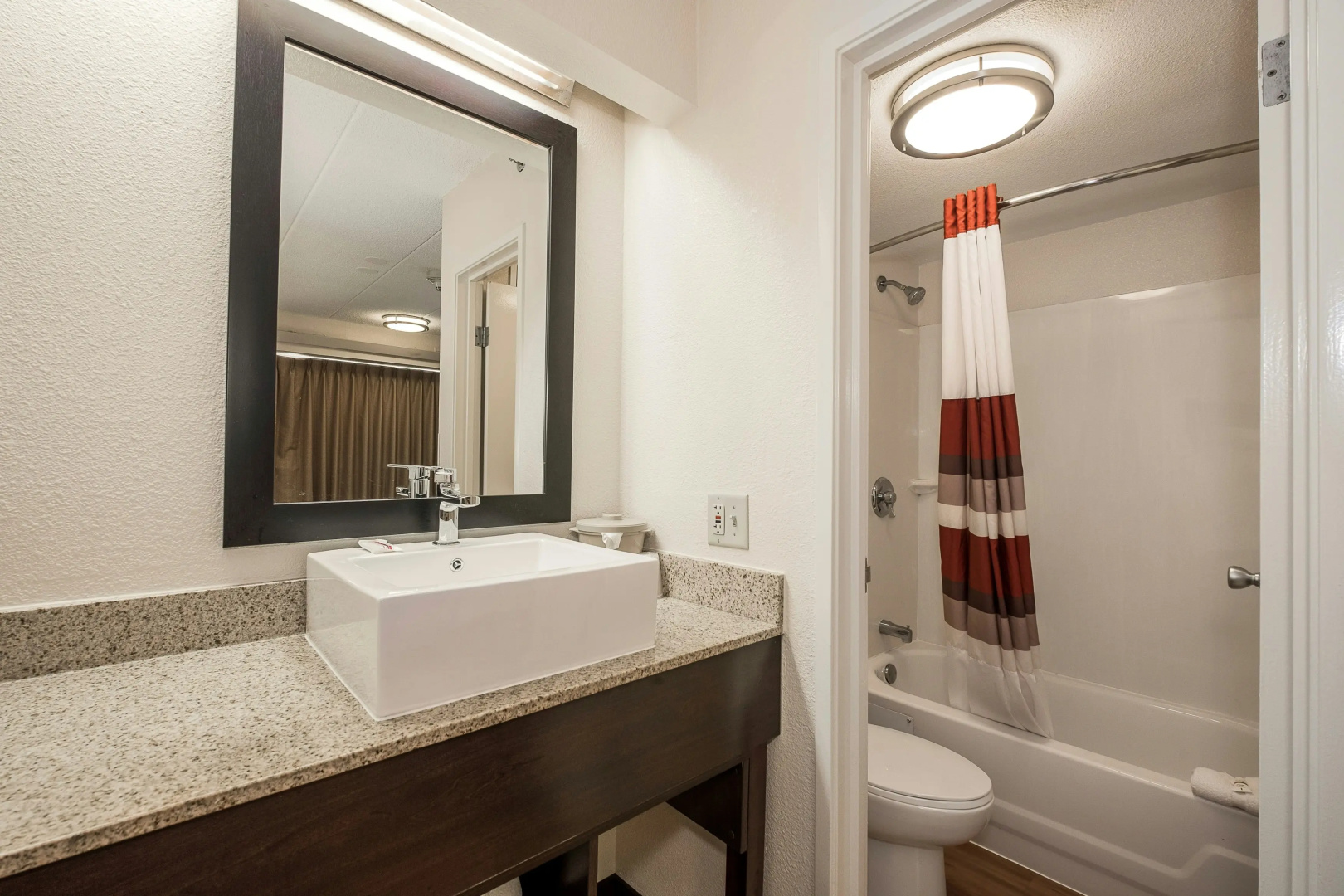 Foto - Red Roof Inn PLUS+ Boston - Framingham