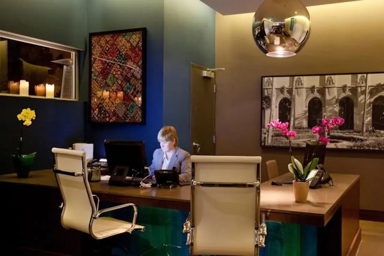 Photo - SIRTAJ – Beverly Hills