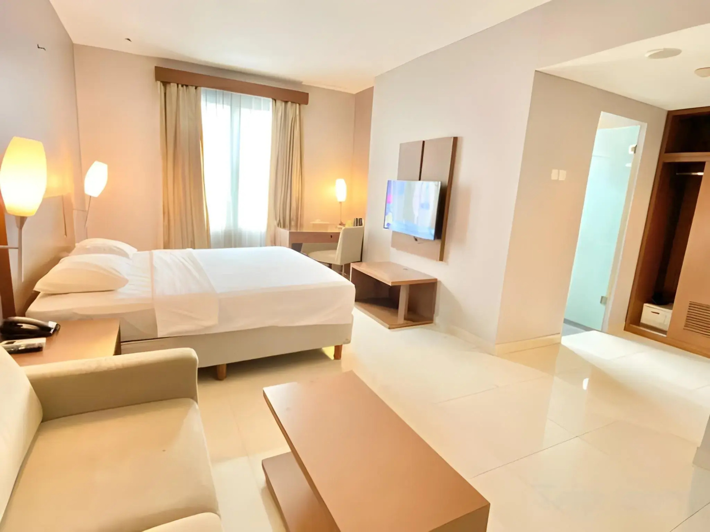 Photo - Triniti Hotel Gajah Mada