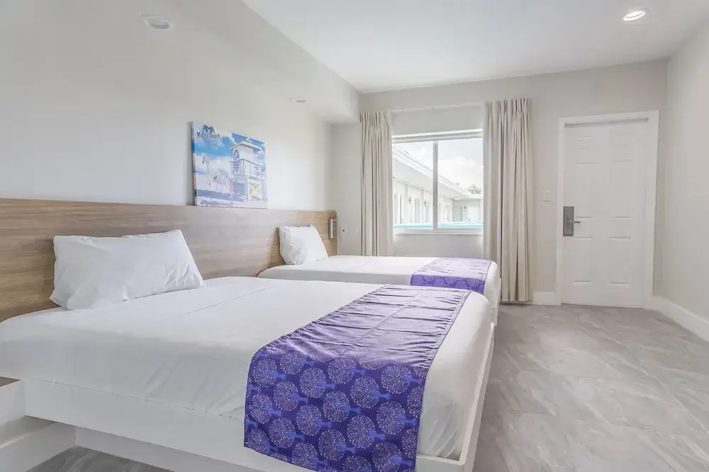 Photo - The Biscayne Hotel