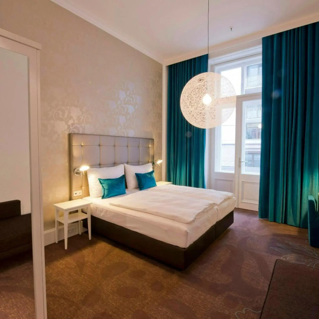 Photo - The Cloud One Wien-Staatsoper