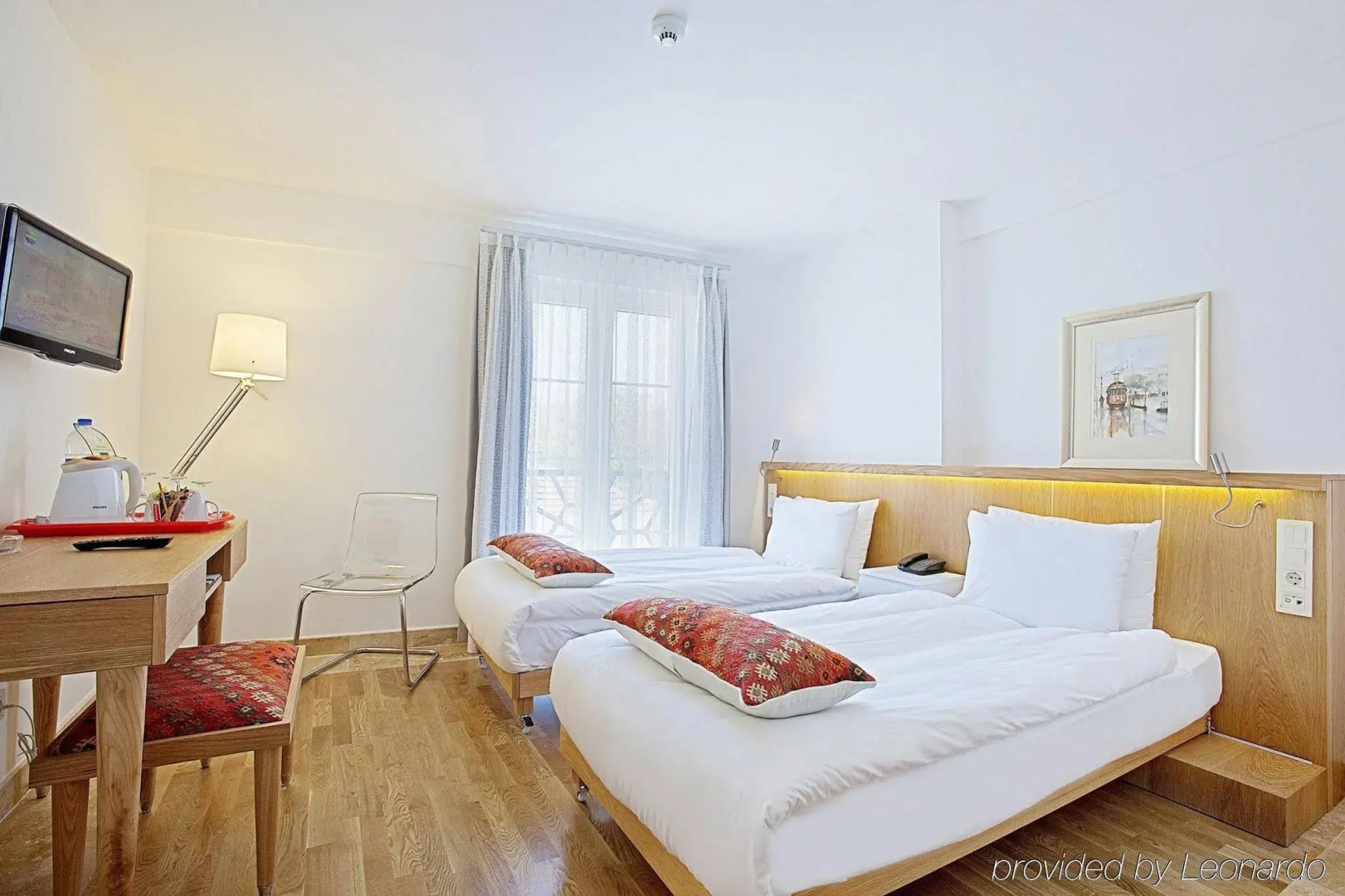 Photo - Neda Hotel