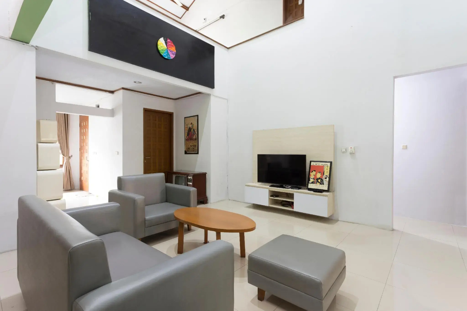 Foto - RedDoorz Plus near Cilandak Town Square 2
