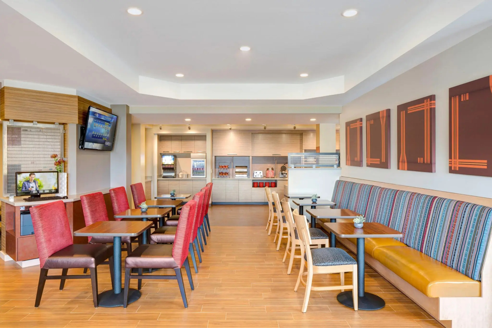 Photo - TownePlace Suites by Marriott San Diego Downtown