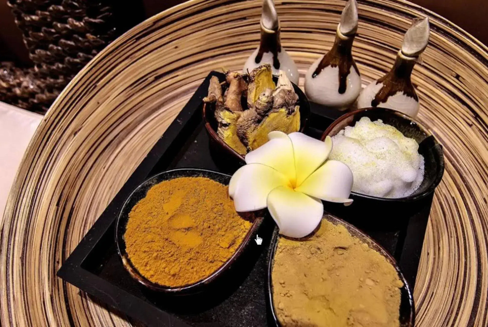 Photo - Bossotel Bangkok