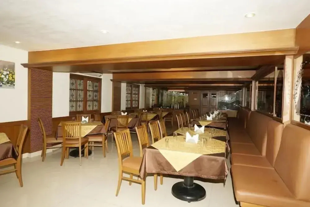 Photo - Hotel Nahar Manchester Inn