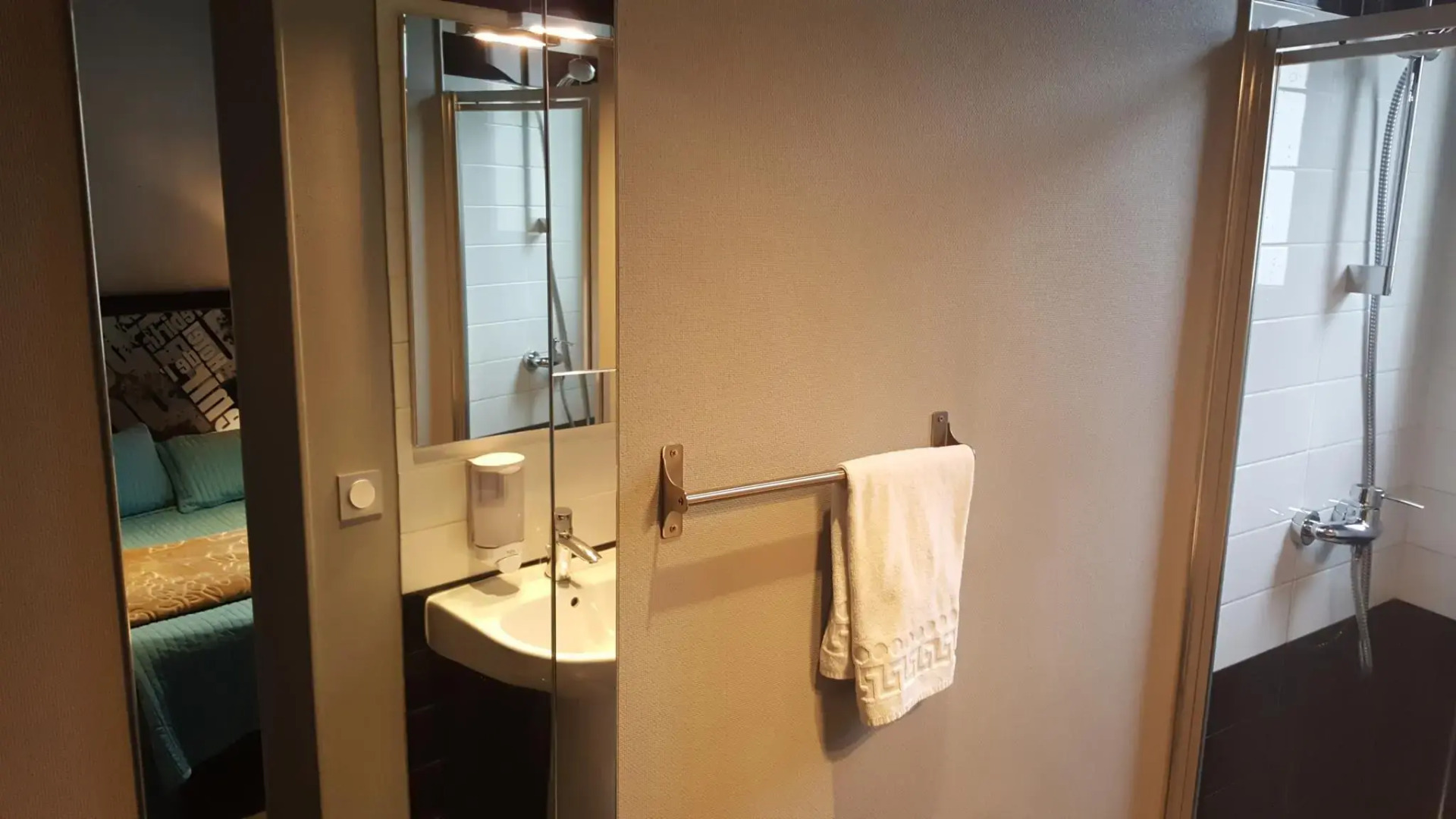 Foto - Café Hôtel de l'Avenir