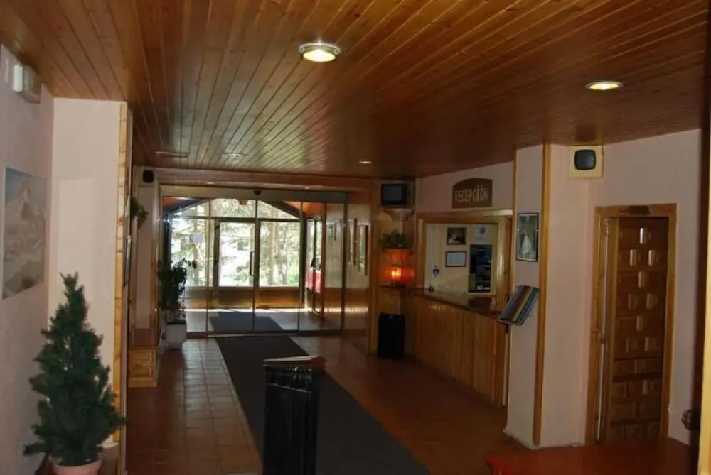 Photo - Apartamentos Midi 3000