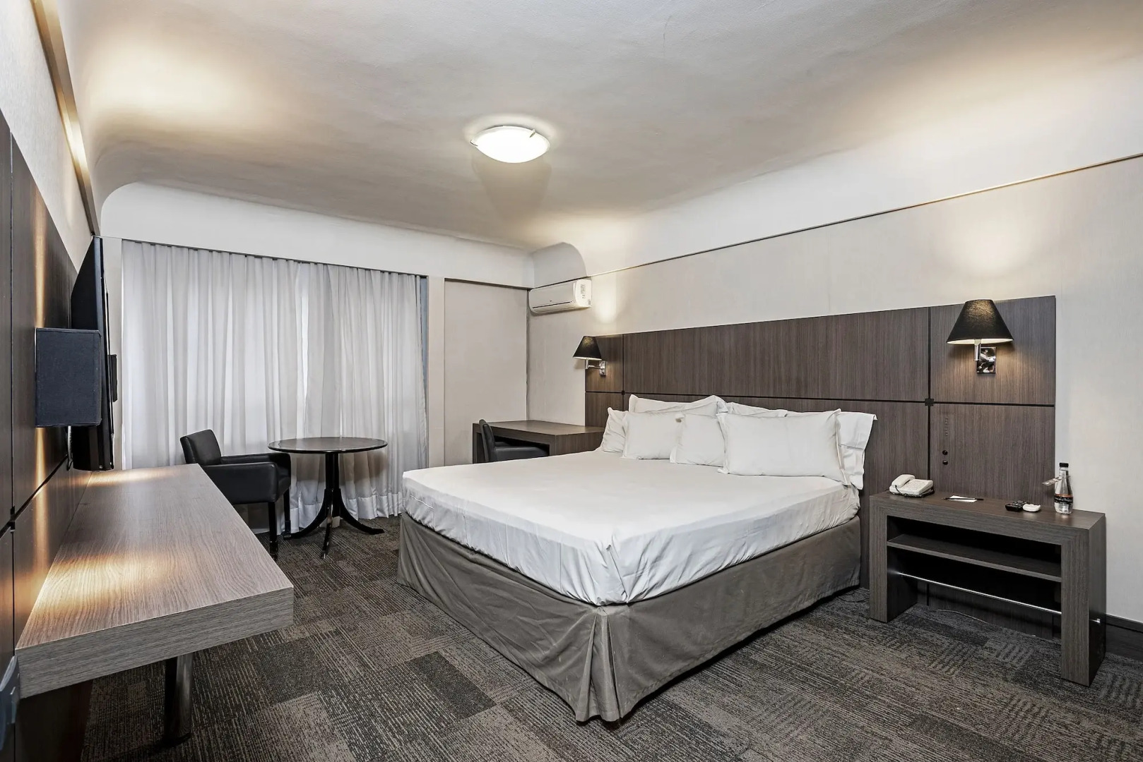 Photo - Slaviero Hotel Curitiba Centro