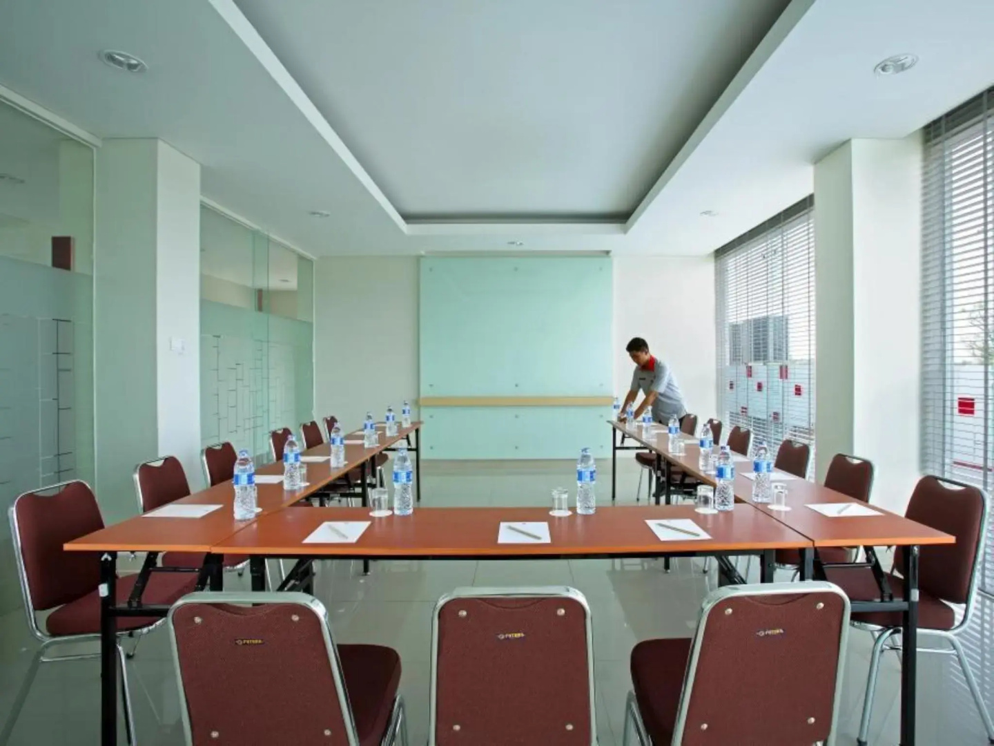 Foto - Amaris Hotel Bekasi Barat