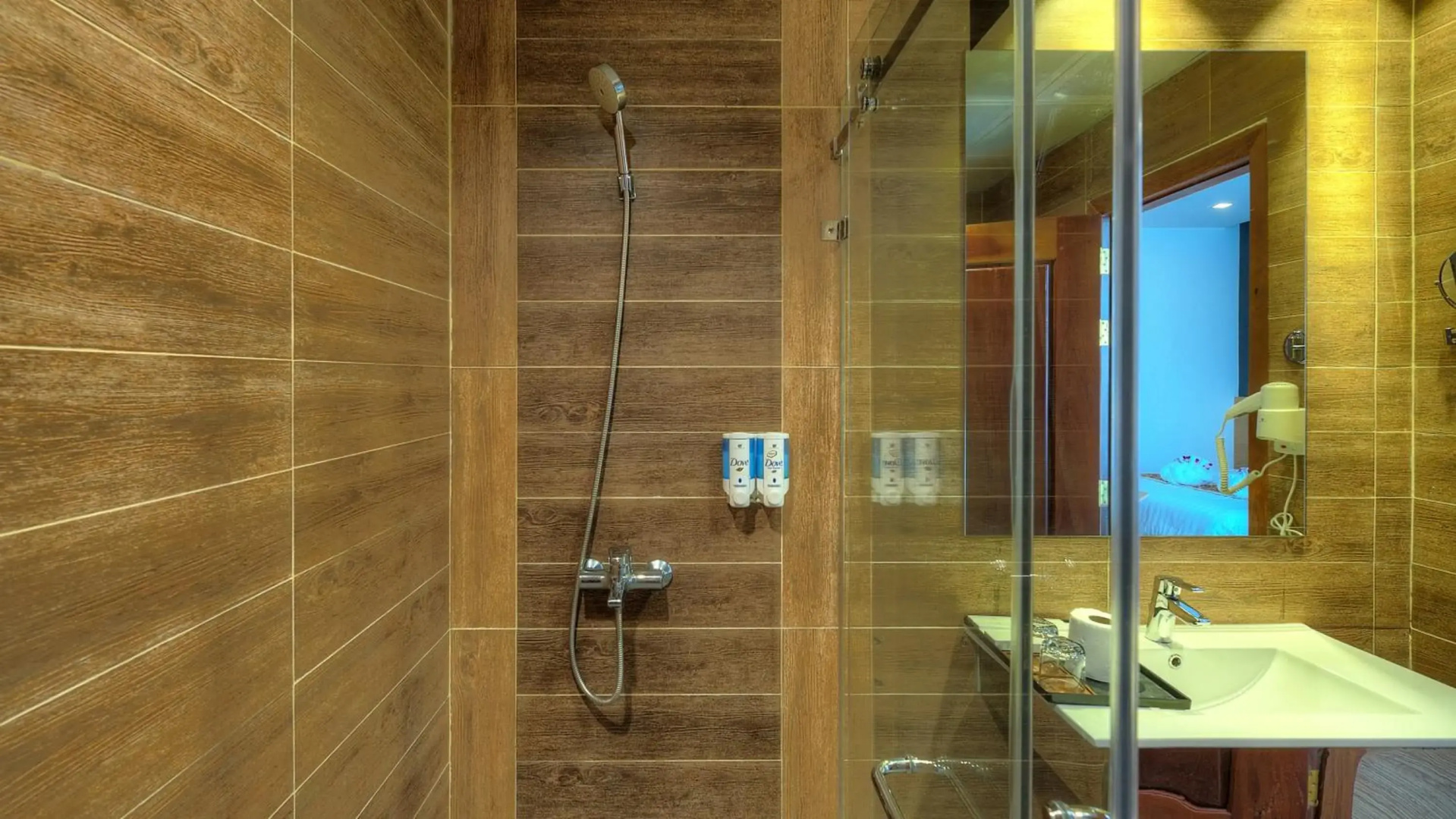 Photo - Orussey One Hotel & Apartment