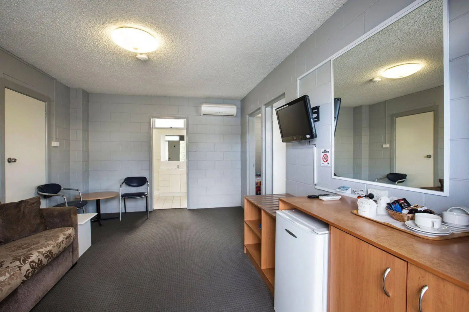 Photo - Nightcap at Westside Hotel