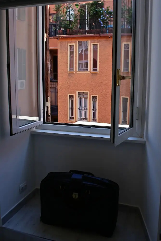 Photo - Empire Suites