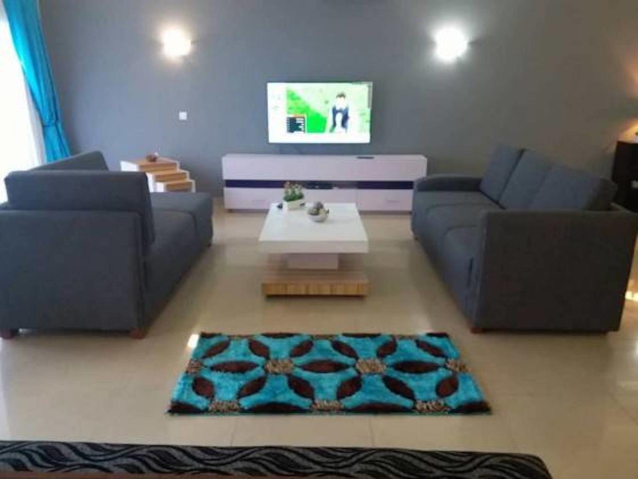 Amara Suites (Banana Island)