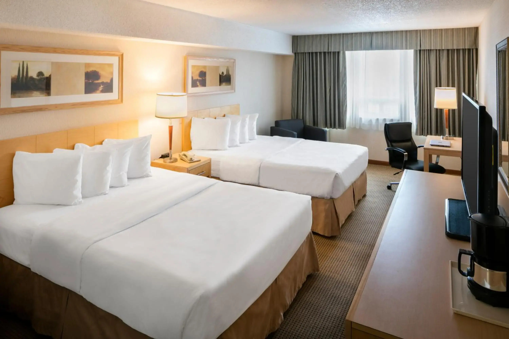 Photo - Quality Inn and Suites Montreal East