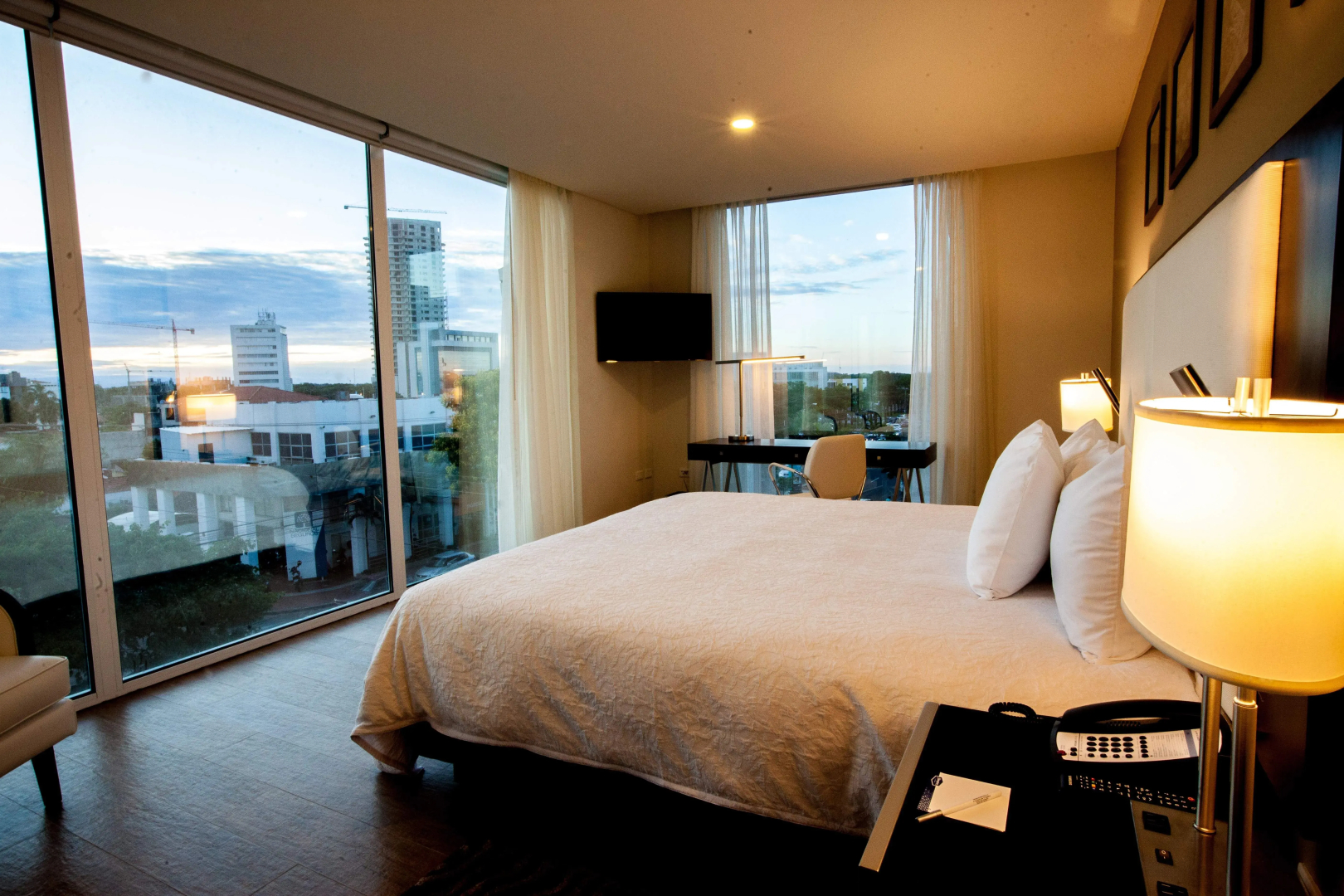 Photo - Hampton by Hilton Santa Cruz
