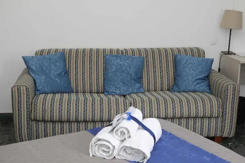 Photo - Room in BB - Soggiorno La Coccinella