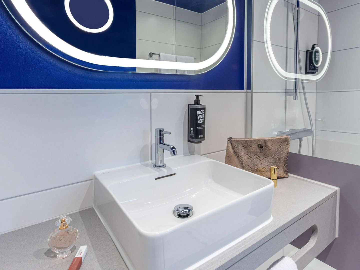 Photo - ibis Styles Muenchen Perlach