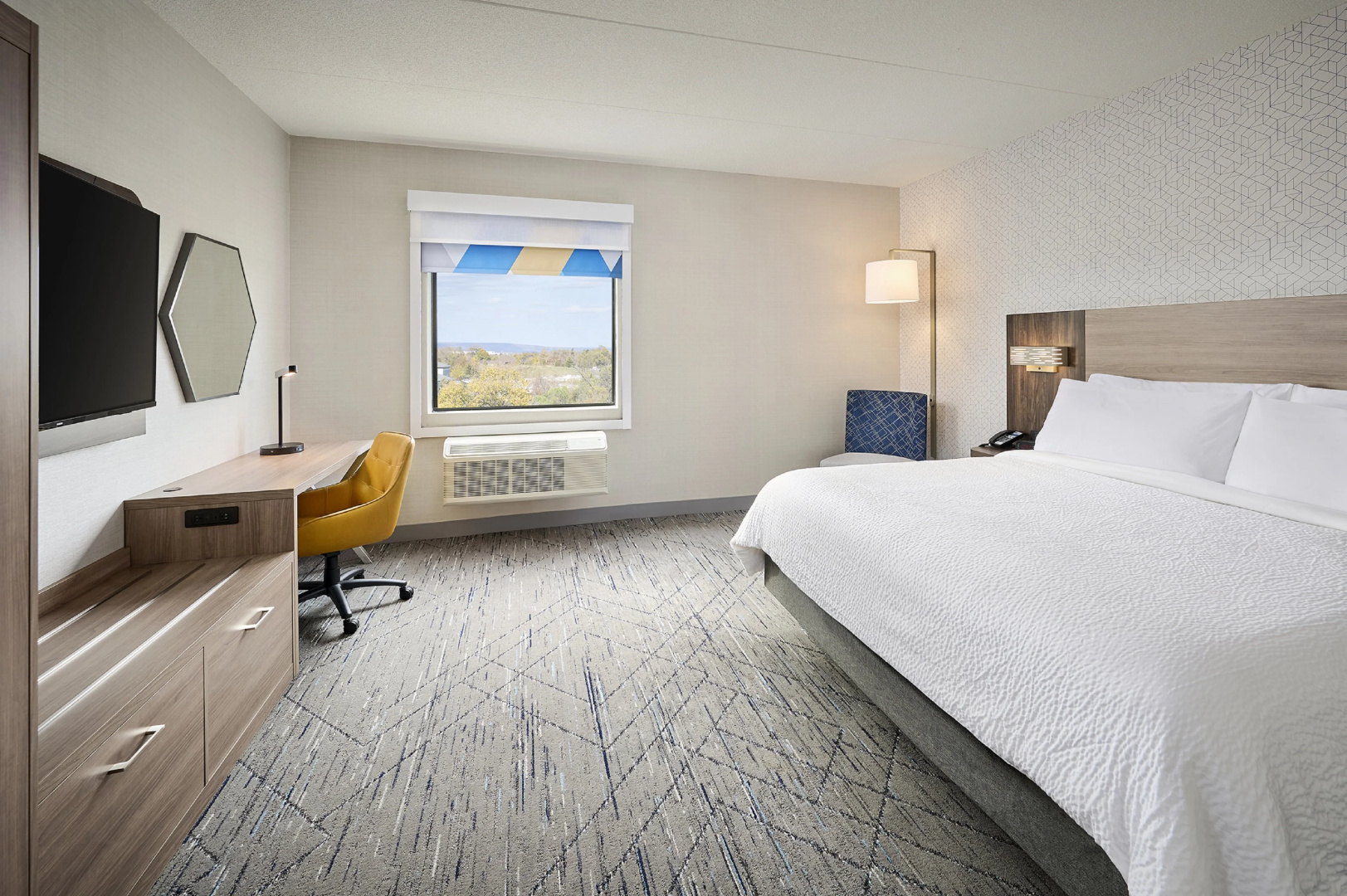 Photo - Holiday Inn Express Hamilton Upper James by IHG