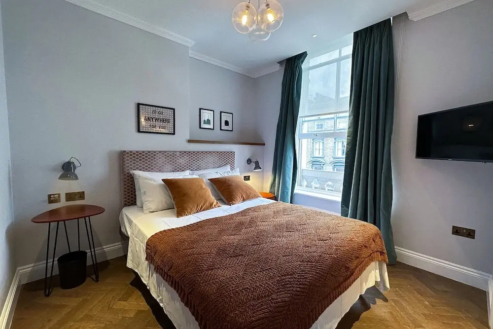 Photo - The Knight Of Nottinghill