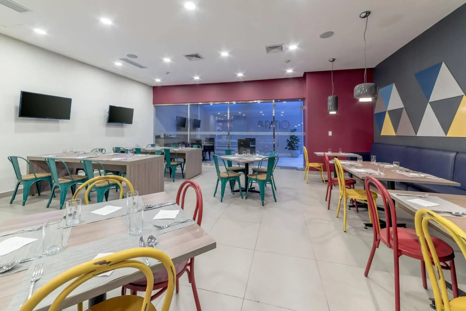 Photo - Novus Plaza Hodelpa