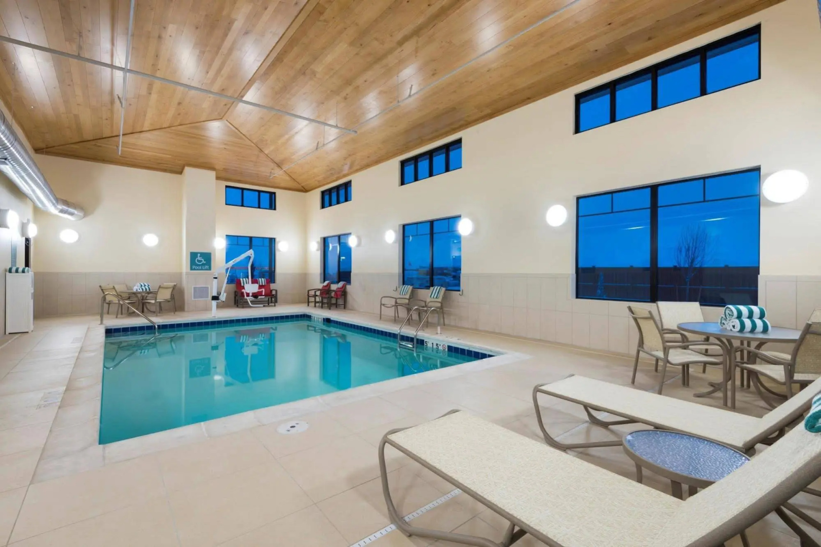 Foto - Best Western Plus Hudson Hotel & Suites