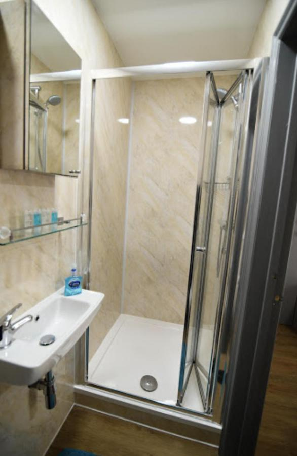 Photo - London Suites