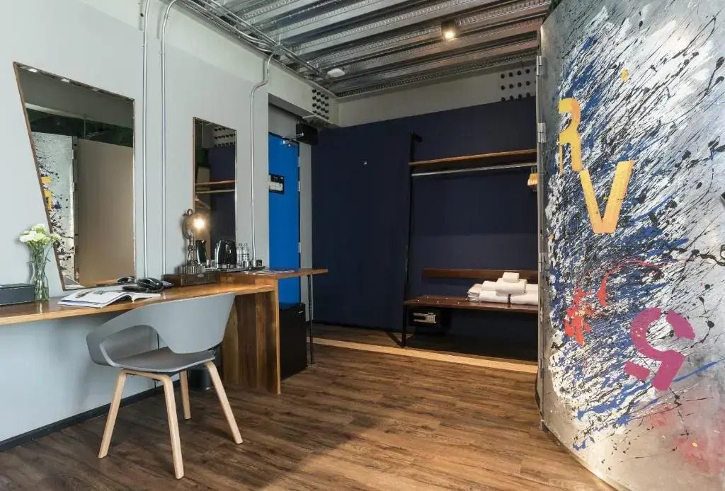 Photo - MeStyle Garage Hotel