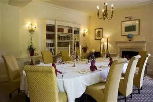 Photo - Haley's Hotel