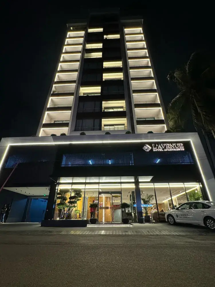 L'Avenue Hotel Apartments — фото 1