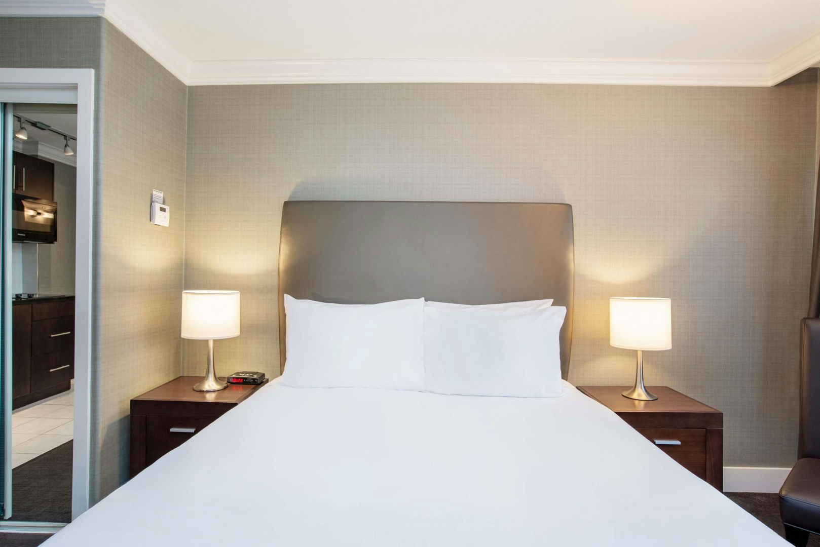 Foto - Sandman Hotel & Suites Vancouver Airport