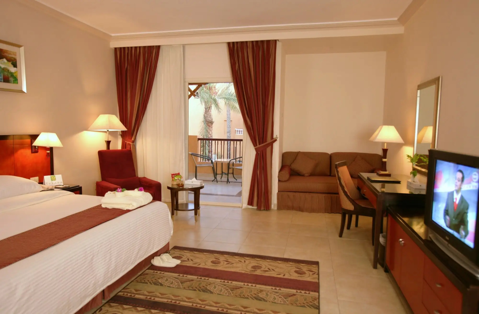 REHANA ROYAL BEACH RESORT AQUA PARK & SPA